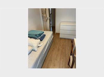 Roomgo PT - Aluga-se quarto individual para estudante, Lisboa - 500 € Por mês