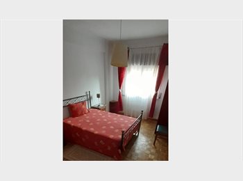 Roomgo PT - Alugo quarto individual em Alfornelos linha azul metro, Lisboa - 350 € Por mês