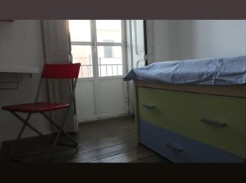 Roomgo PT - aluguer de quarto, Lisboa - 385 € Por mês