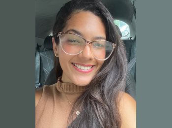 Roomgo PT - Adriane - 22 - Porto