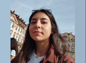 Roomgo PT - Giulia - 22 - Setúbal