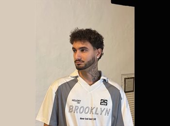 Roomgo PT - Derik Willian  - 23 - Portugal