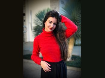Roomgo PT - Kamyla Bueno - 19 - Lisboa