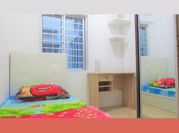 Roomgo SG - BIG window room, heart of tiong bahru. Room code: tbrw1., Outram Park - $1,100 pm