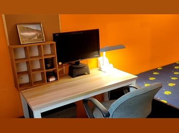 Roomgo SG - move in end of May2026. TOH YI DRIVE, Downtown line's Beauty World MRT, Beauty World - $1,250 pm