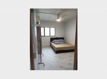 Roomgo SG - 2 Spacious Cozy Common Room For Rent, Marsiling - $1,000 pm