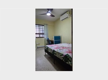 Roomgo SG - Ang mo kio ave 9 common room near yiochukang mrt and lentor mrt, Yio Chu Kang - $900 pm