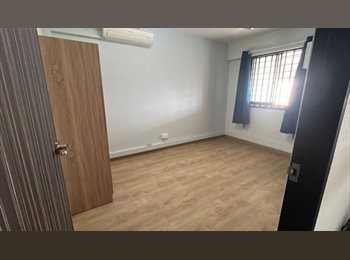 Roomgo SG - Spacious Common Room , High Floor, Female Landlord, dryer, aircon, Yishun - $850 pm