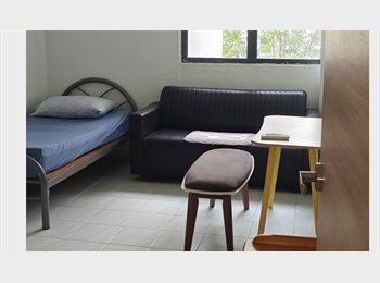 Roomgo SG - Common Bedroom with only female landlord staying in flat, Lakeside - $900 pm