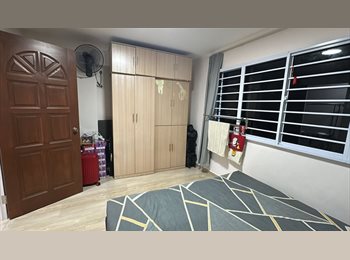 Roomgo SG - 476 Tampines Big common room, Tampines - $1,449 pm
