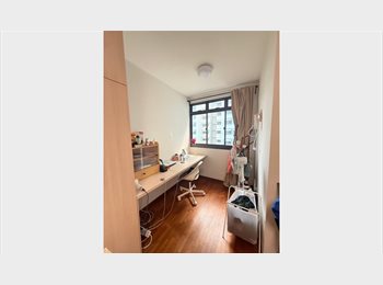 Roomgo SG - Cozy Master Bedroom at Jurong West near NTU, Jurong West - $1,400 pm