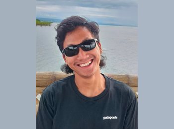 Roomgo SG - Michael  - 29 - Telok Blangah