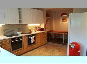 Roomgo UK - Single Room in great location!, East Bedfont - £650 pcm