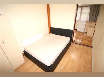 Roomgo UK - Double room with own sitting area in Wembley Park, Wembley Park - £823 pcm