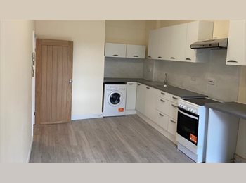 Roomgo UK - Spacious 2 bedrooms flat to let in Stoke Newington High Street, London N16, Stoke Newington - £2,200 pcm