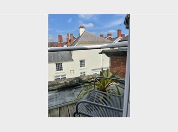 Roomgo UK - Stunning Room, With Private Balcony, Malvern - £650 pcm