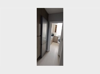 Roomgo UK - Double room £850 Inc bills North Finchley N128DB, North Finchley - £850 pcm