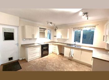 Roomgo UK - Rooms from £400 PCM including bills in Bham, Kings Norton - £400 pcm