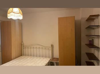 Roomgo UK - En-suite room to rent near JR, Brookes, city center, Marston - £795 pcm