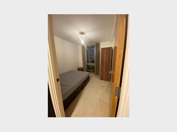 Roomgo UK - One Double bedroom available with private bathroom, Wembley Park - £1,200 pcm