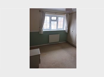 Roomgo UK - House share, Honiton - £580 pcm