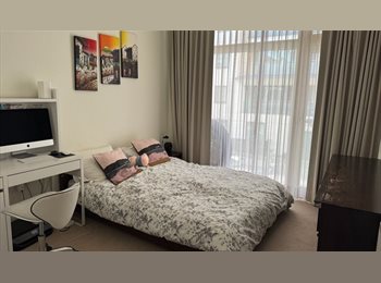 Roomgo UK - Mon–Fri double room in Acton Gardens, bills included, Acton - £950 pcm
