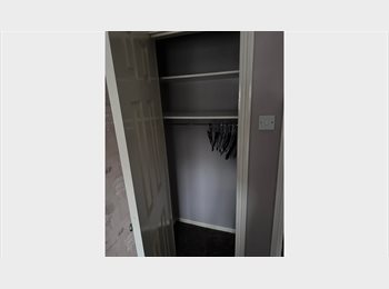 Roomgo UK - 2x single rooms to let, Corby - £550 pcm