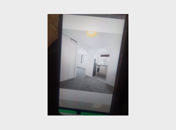 Roomgo UK - Lovely double room in quite area, Walthamstow - £875 pcm