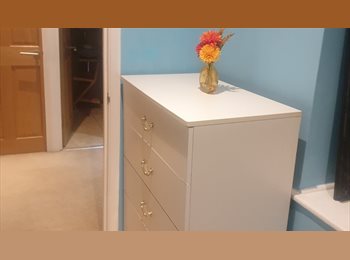 Roomgo UK - Bright spacious single room, Iver - £550 pcm