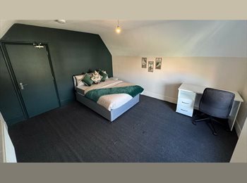 Roomgo UK - ️ Double Rooms Near Station – Bills Inc, Elmers End - £975 pcm