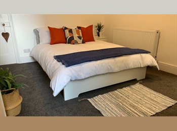 Roomgo UK - Modern Shared Home - Perfect location!, Maidstone - £730 pcm