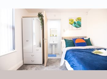 Roomgo UK - Modern Ensuite Room for Professional in Quiet L6 House Share – £575 pcm, Fairfield - £574 pcm