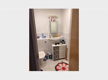 Roomgo UK - En-suite double room in Greenwich, Deptford - £1,250 pcm