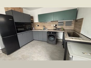 Roomgo UK - 4 Bed Semi-Detached House, Lea Bridge Road, E10, Leyton - £4,000 pcm