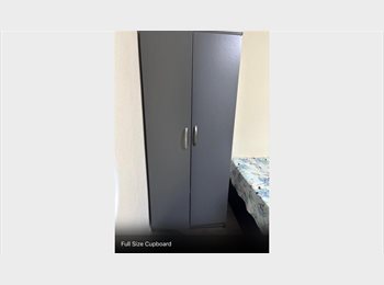 Roomgo UK - Student Apartment Room, Harborne - £350 pcm