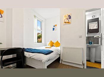 Roomgo UK - CV1 City Centre - Short Term Only (Avail. until 31st July), Stoke Aldermoor - £500 pcm