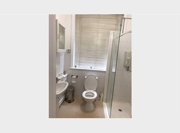 Roomgo UK - Large Double Rooms Available now in N12, North Finchley - £800 pcm