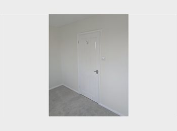 Roomgo UK - One room in 2 bed house in Hayle., Penzance - £550 pcm