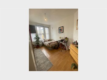 Roomgo UK - Double room to rent in Seven Sisters, South Tottenham - £875 pcm