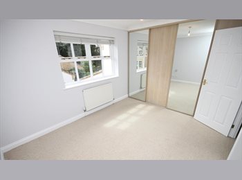 Roomgo UK - Spacious Bright Double Room in Histon N. Cambridge (Good for Science Park, 20 min Cycle from Cambrid, Orchard Park - £750 pcm