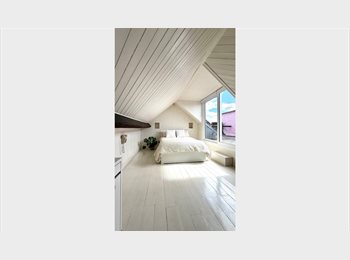 Roomgo UK - LARGE ENSUITE  | PRIVATE BALCONY | BATTERSEA, Battersea - £1,790 pcm