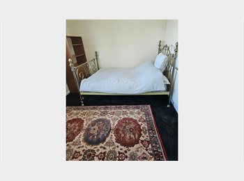Roomgo UK - Double room available, Walsall - £400 pcm