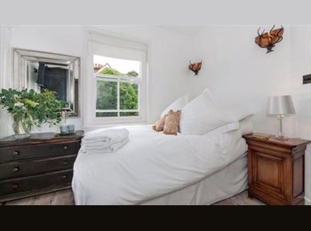 Roomgo UK - Countryside cottage Surrey Hills, Dorking - £680 pcm