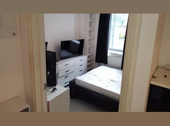 Roomgo UK - Room for professional bills included, N1, Hoxton - £650 pcm