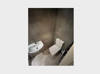 Roomgo UK - Furnished double room available over summer, 600pcm, Withington - £600 pcm