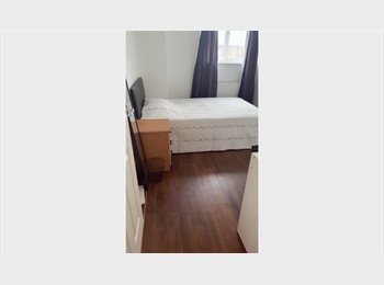 Roomgo UK - One single double room, Selhurst - £550 pcm