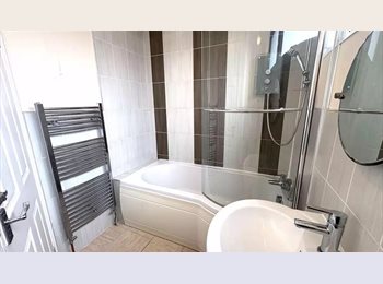 Roomgo UK - Room to let, Walsall - £430 pcm