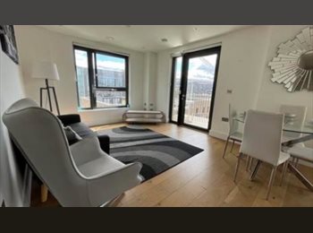Roomgo UK - Luxury 2 bed 2 bath Flat: Free Gym: Balcony, Wembley Park - £2,500 pcm