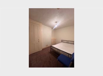 Roomgo UK - Room Available- Maidstone Town Centre, Maidstone - £560 pcm