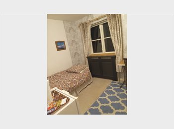 Roomgo UK - Bedsit room 750pcm inclussive, Norbiton - £750 pcm